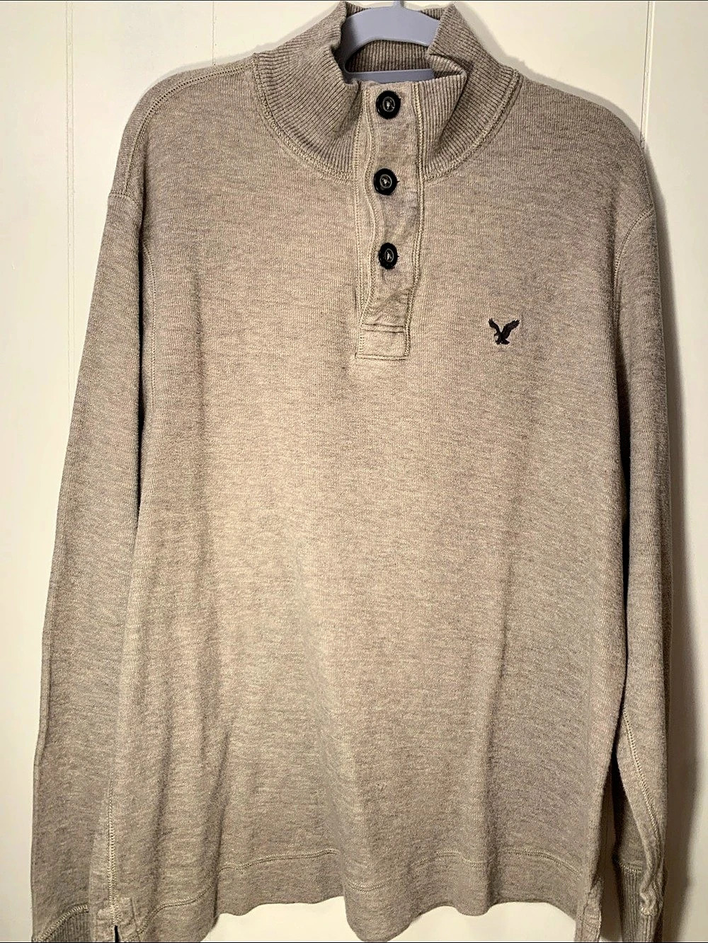 American Eagle Outfitters Men's Athletic Fit Henley XL Brown